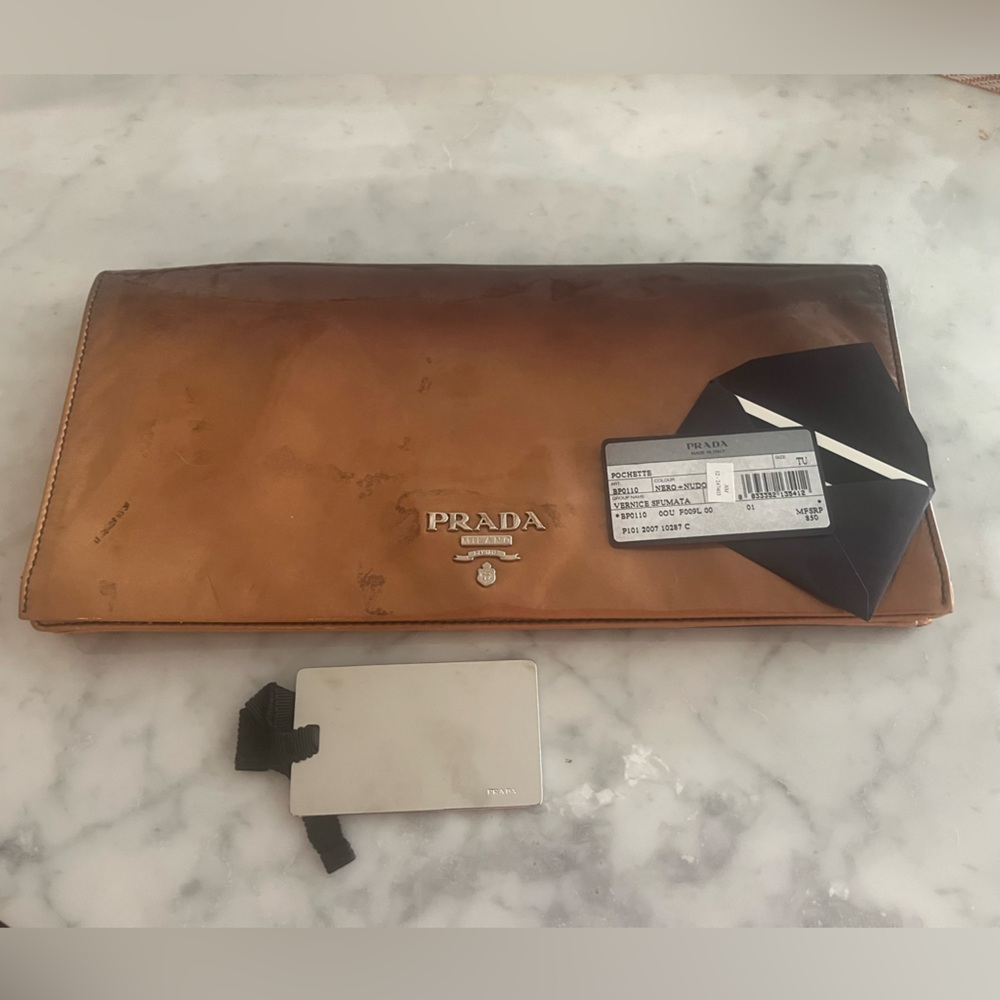Prada clutch  Bayalage Dust rose to black - patent leather